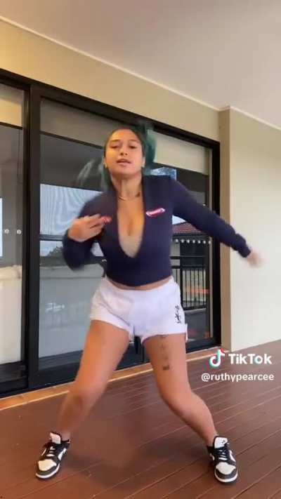 Ruthy dancing 