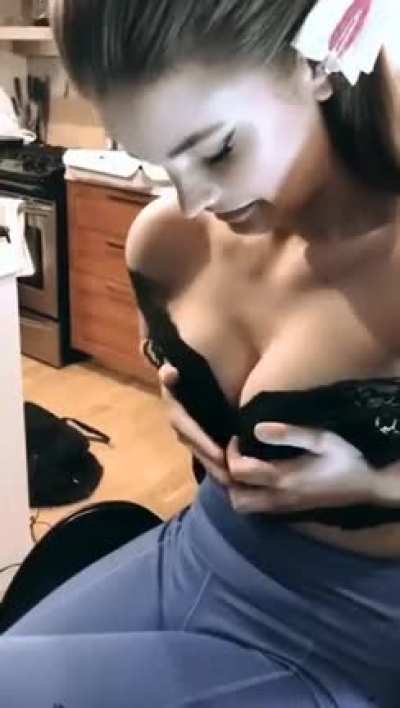 Show me tits