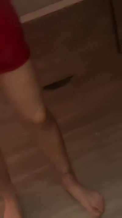 Hip crack