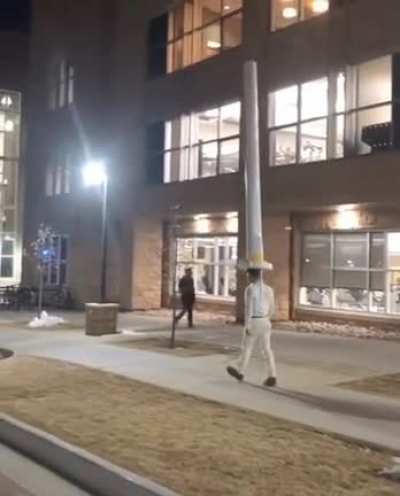Long boi hat