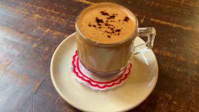 Coffee and cats in Cairo 
خروجة في الزمالك