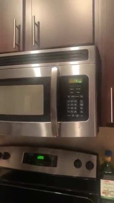 When the microwave finishes