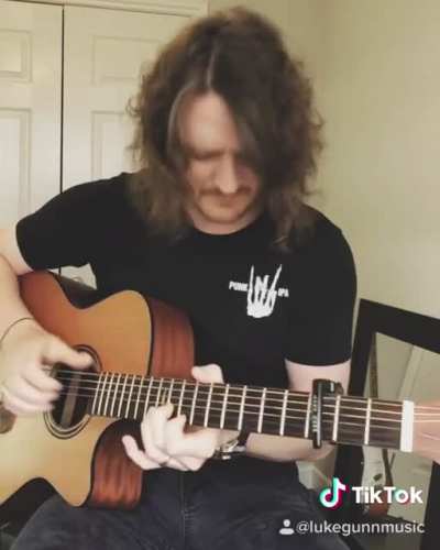Line of Duty theme played on one guitar!