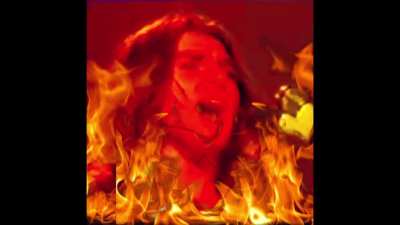 Peter Gabriel's costume catches fire [Audio only, 1972]