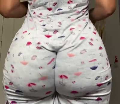 You ever seen jello cake before?