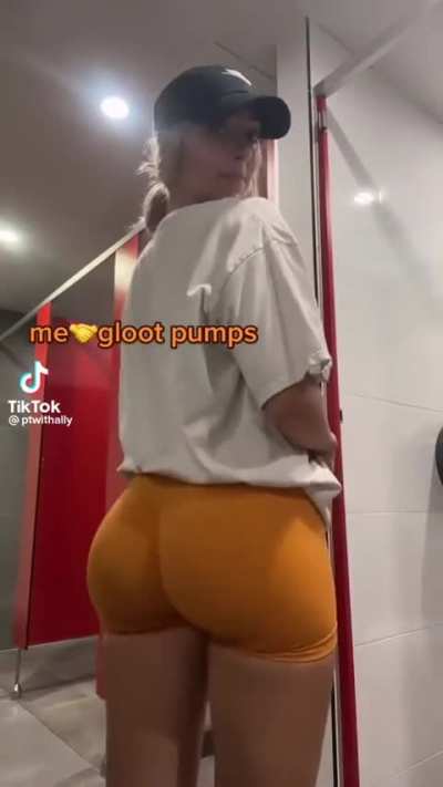 Petite plump