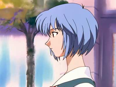 Rei is walking