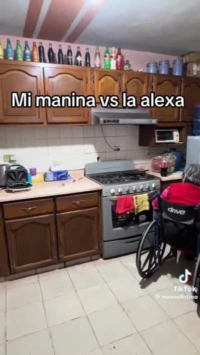 Pobre doña 😂