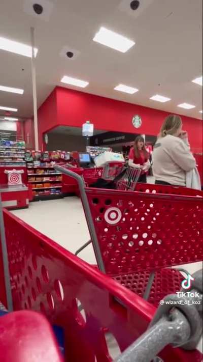 How our local target lets customers know it’s closing time