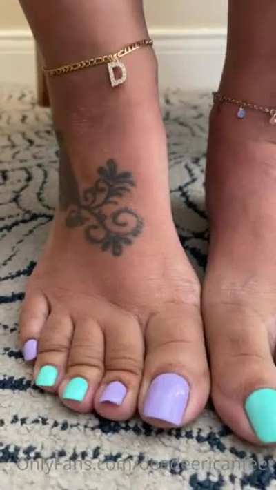 FEET QUEEN (follow for more)