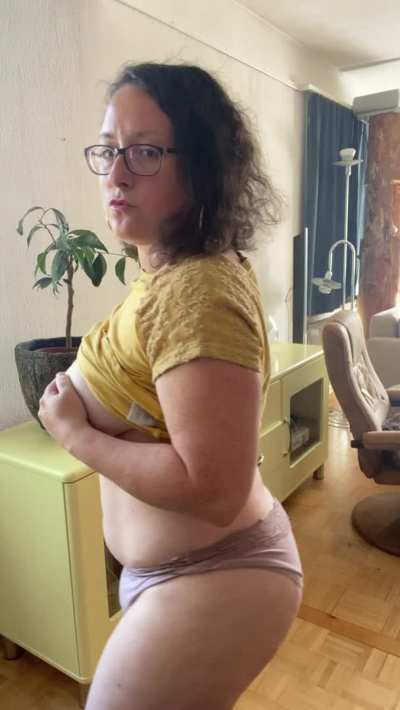 I’ll let you fuck me as many times as you want, as long as you promise you’ll give me a creampie every time