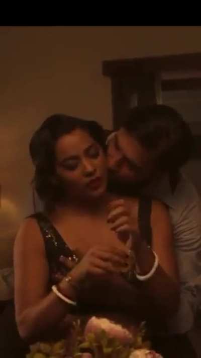 Bhabhi juicy