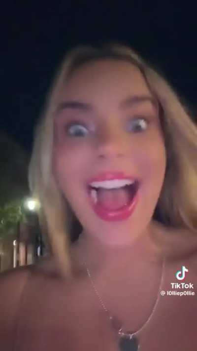 @l0lliep0llie queen