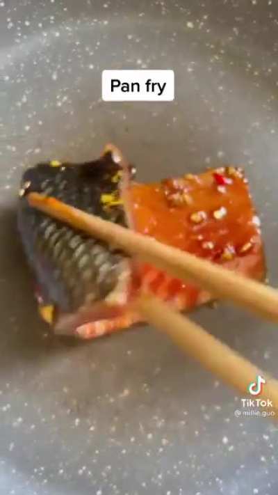 Salmon yum