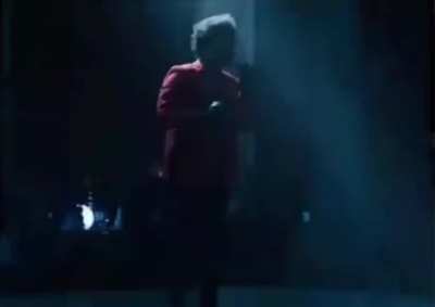 👥: you can’t dance With “AFTER HOURS” it’s a sad song. Me: