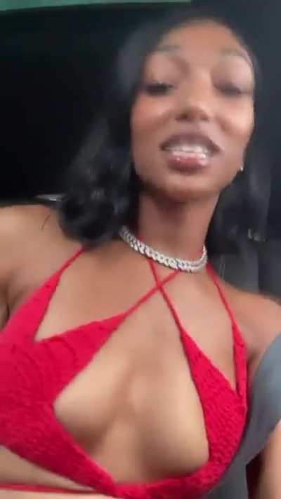 🤩
