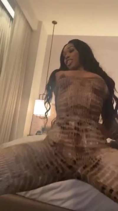 😍