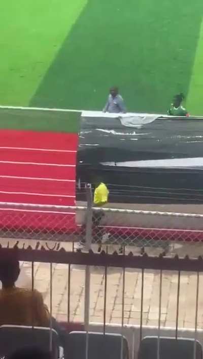 Congolese women’s team players chasing a referee and beating him up for not awarding them a penalty while being 5-1 down