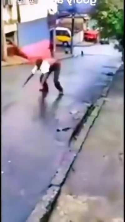 dede takla atıyor