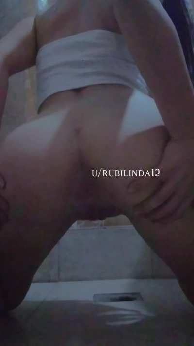 golden and quite hot pee