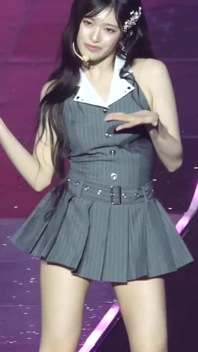 Leeseo (Ive)