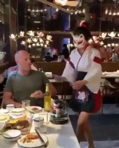 С днём кошек всех! (да иногда они такие сволочи)