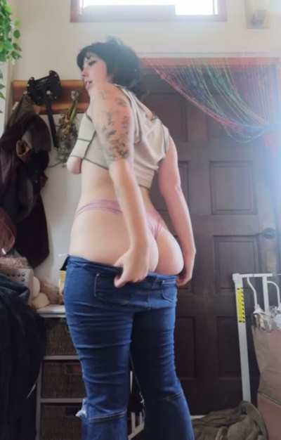 🙈I’ll suck your cock, but first eat my doll ass🖤
