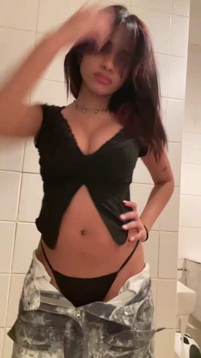 👀