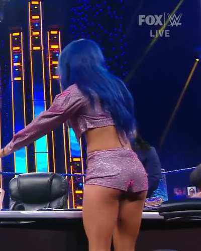 👀
