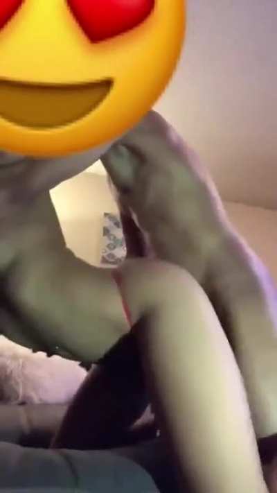 🦦