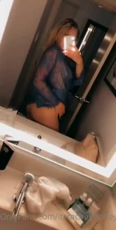 Damn she hot