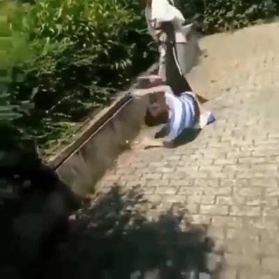 mindestens 3 kochen gebrochen bei diesem fight