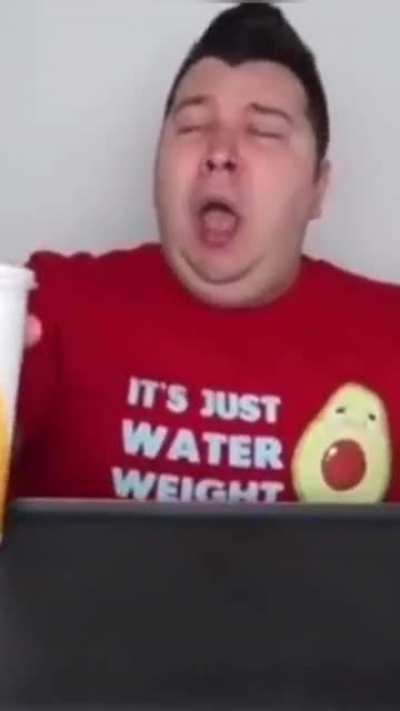 🤨
