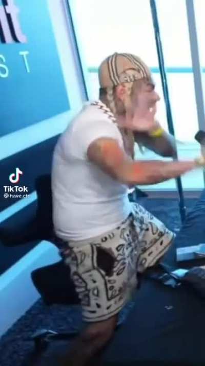 HUANG HUANG HUANG HUANG