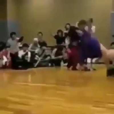🦴