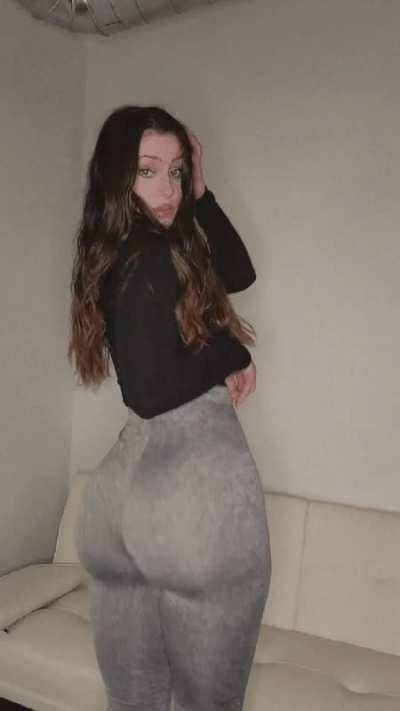 slim thic body