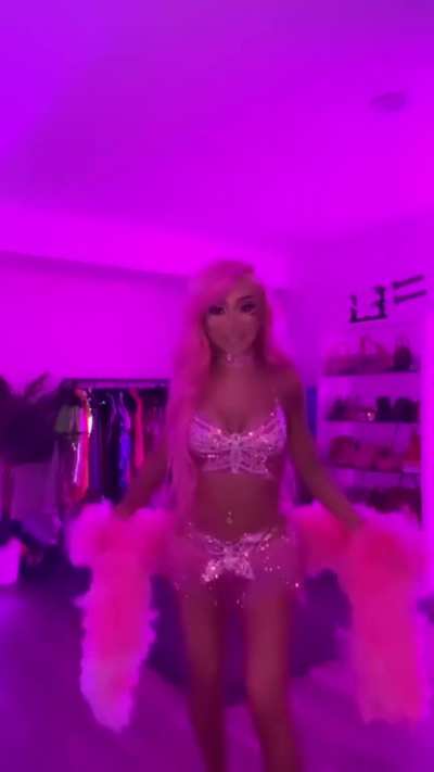 crazy outfit