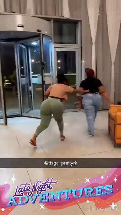 bootiieessss 🍑🍑