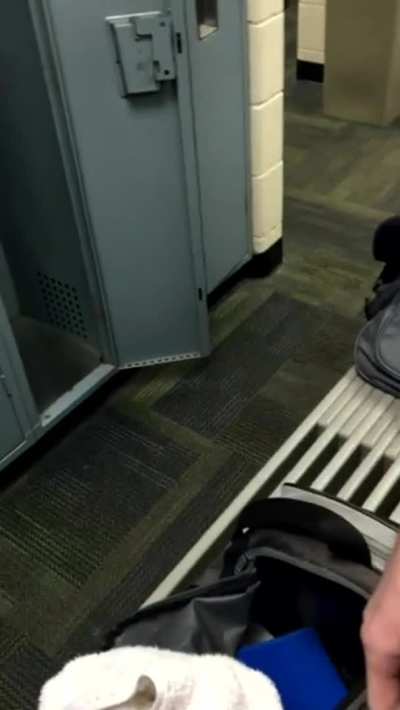 Locker rooms are the quickest way to find some dick