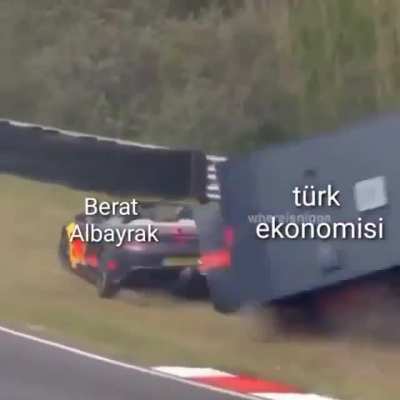 Yahu atmiyim diyorum ama tutamıyorum kendimi.