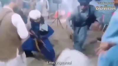 Талибы выиграли бы все конкурсы по танцам. (запрещено в России)