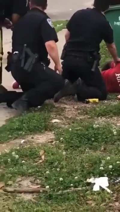 Cop plants crack on crime scene and gets mad when he knows he's being recorded
