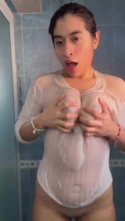 Do you like to see my wet tits?