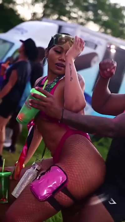 Mi coulda jam on that bumpa there better