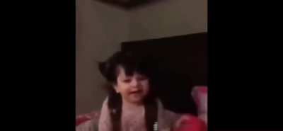 She put in all the effort to scream >:o
