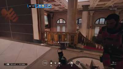 Sometimes I hate playing R6 with my buddies