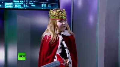 Little girl tells politician “my mummy says you hate foreigners”