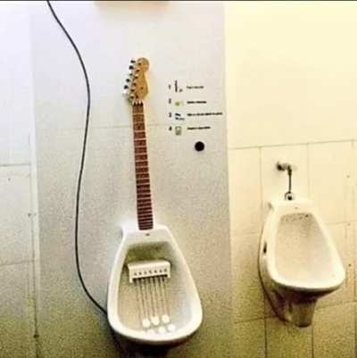CHALLENGE PISSING