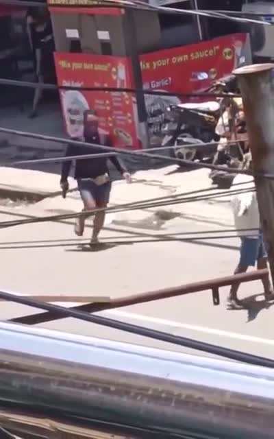 SNEAK LEVEL 1000