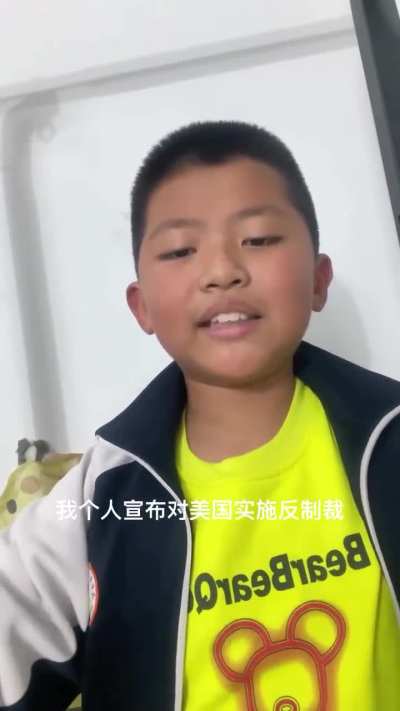 A million of Amerikans get scared to death after seeing this patriotic Chinese boy